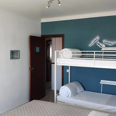 Auberge de jeunesse Ericeira Sea Orange House *